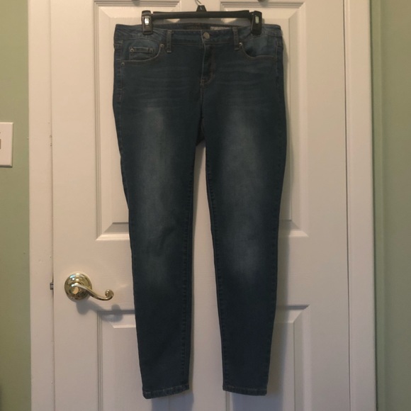 Aeropostale Jeans (brand new no tags) - Picture 1 of 2